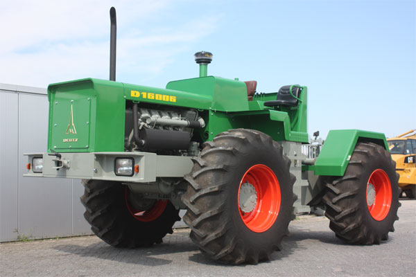 Deutz-D16006-firstmodel